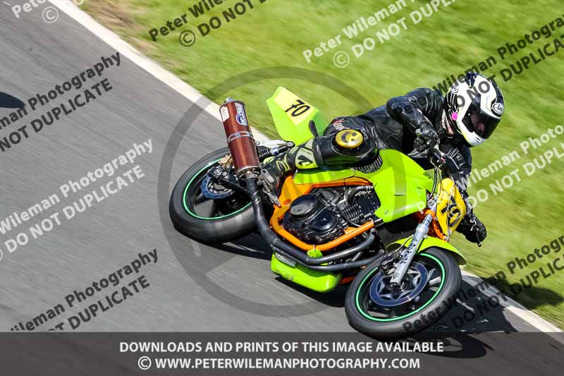 cadwell no limits trackday;cadwell park;cadwell park photographs;cadwell trackday photographs;enduro digital images;event digital images;eventdigitalimages;no limits trackdays;peter wileman photography;racing digital images;trackday digital images;trackday photos